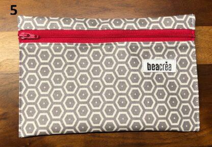 Handgefertigte Masken Taschen von BeaCrea Design